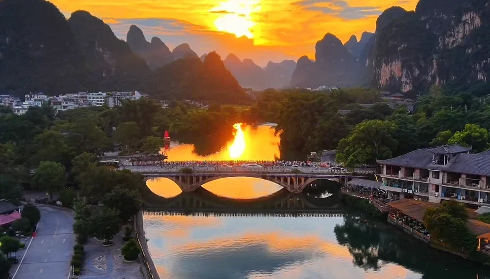 Yangshuo-Ten-Mile-Gallery