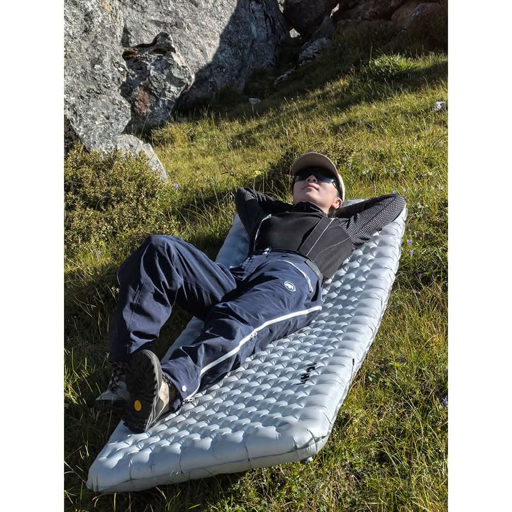 Colchoneta para dormir Light Tour R7.5 20D