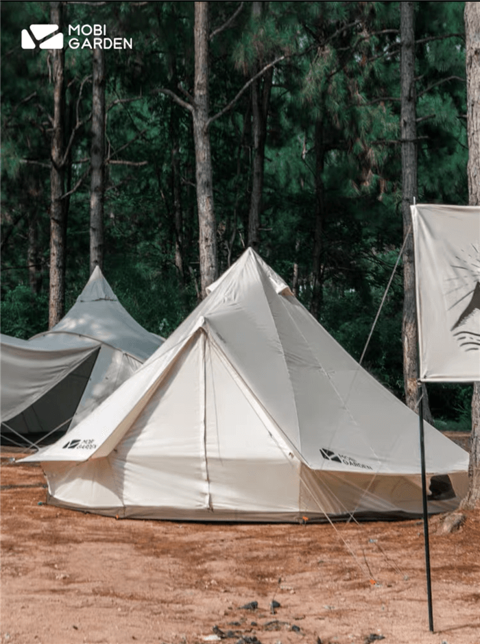 Mobi Garden Era 260 Family Camping Tent